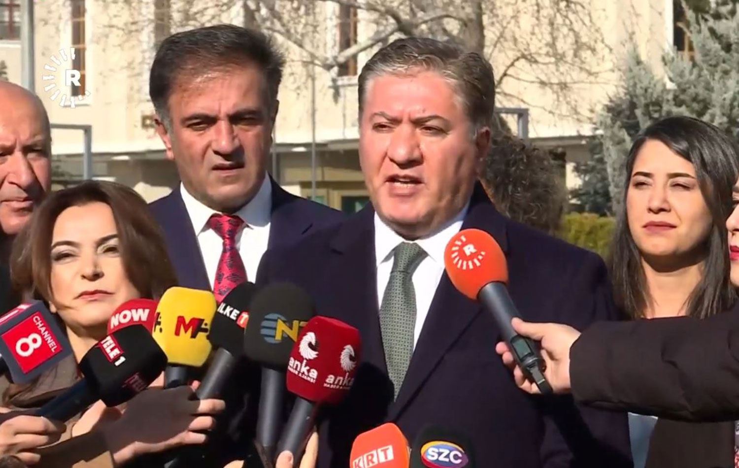 DEM, CHP, EMEP ve Yeni Yol Siirt’e kayyım atanmasını protesto etti