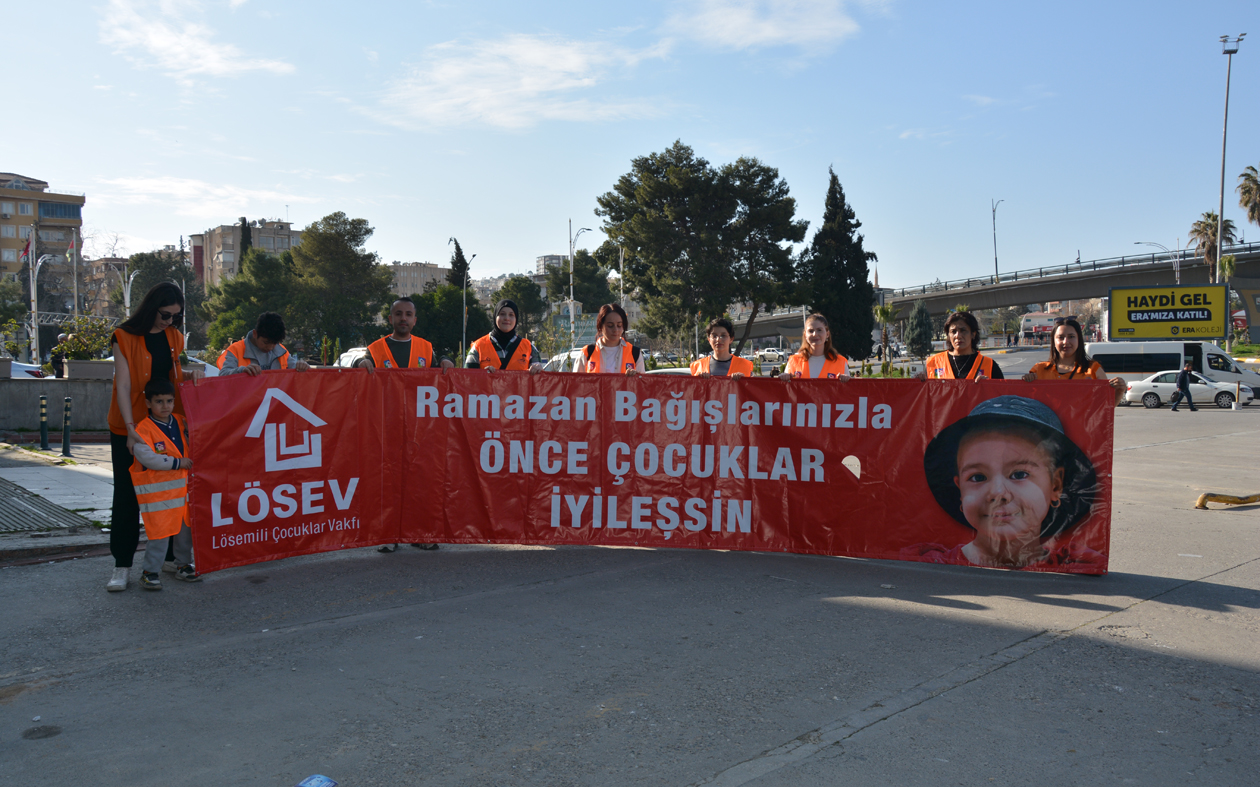 Ramazan Bağışlarınızla, Fitre ve Zekâtlarınızla   ÖNCE ÇOCUKLAR İYİLEŞSİN!