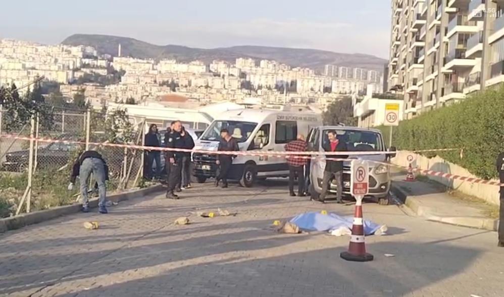 İzmir’de dehşet: Sokak ortasında eski nişanlısını ve annesini vurup intihar etti