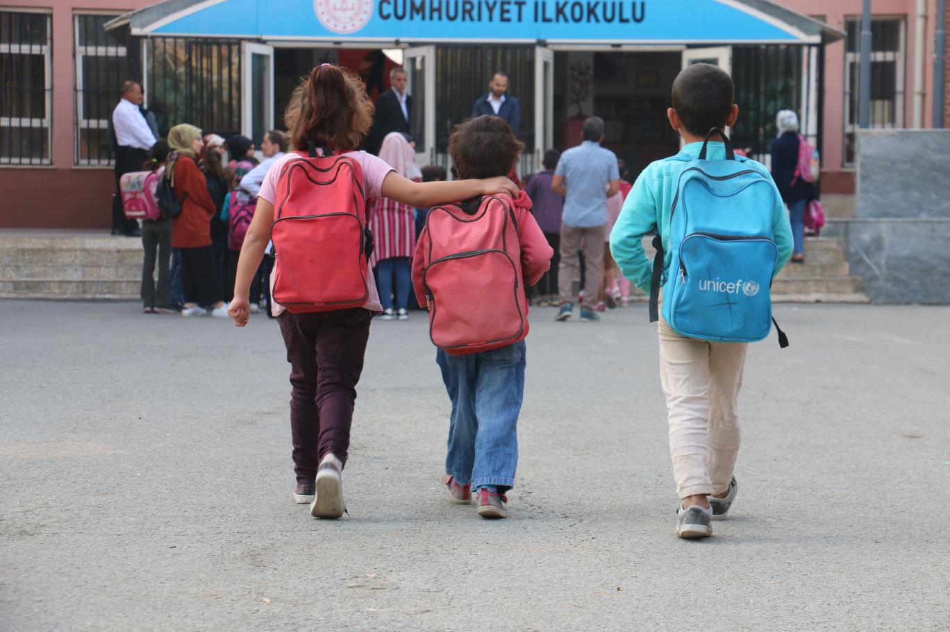 VALİLİK KARARI SONRASINDA 4 BİNİN ÜZERİNDE ÇOCUĞUN OKULA DEVAMI SAĞLANDI