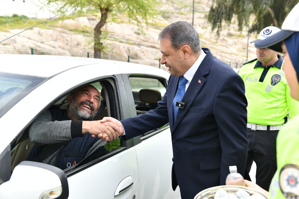 VALİ ŞILDAK 