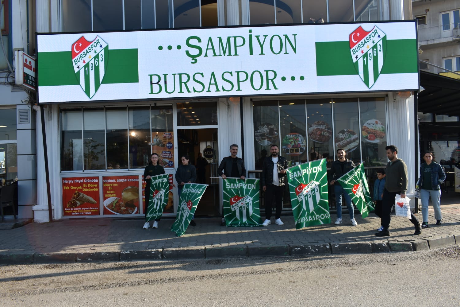 Bursaspora Esnaftan Tam Destek