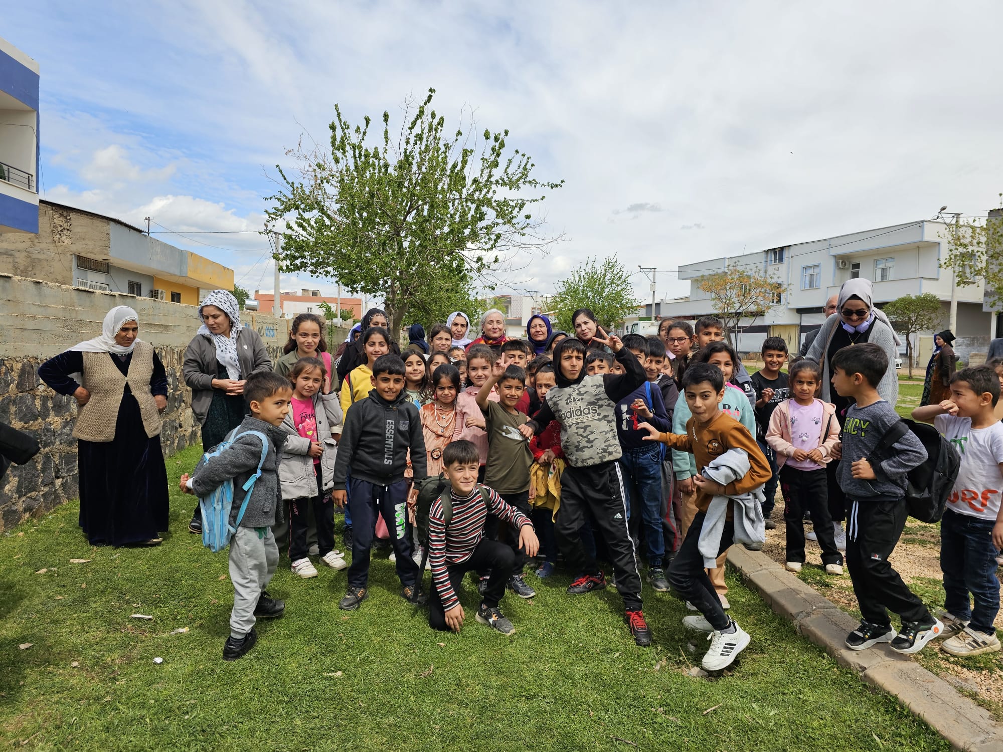 Viranşehir’de Geleceğe Nefes: “Her Cana Bir Fidan” Kampanyası Devam Ediyor