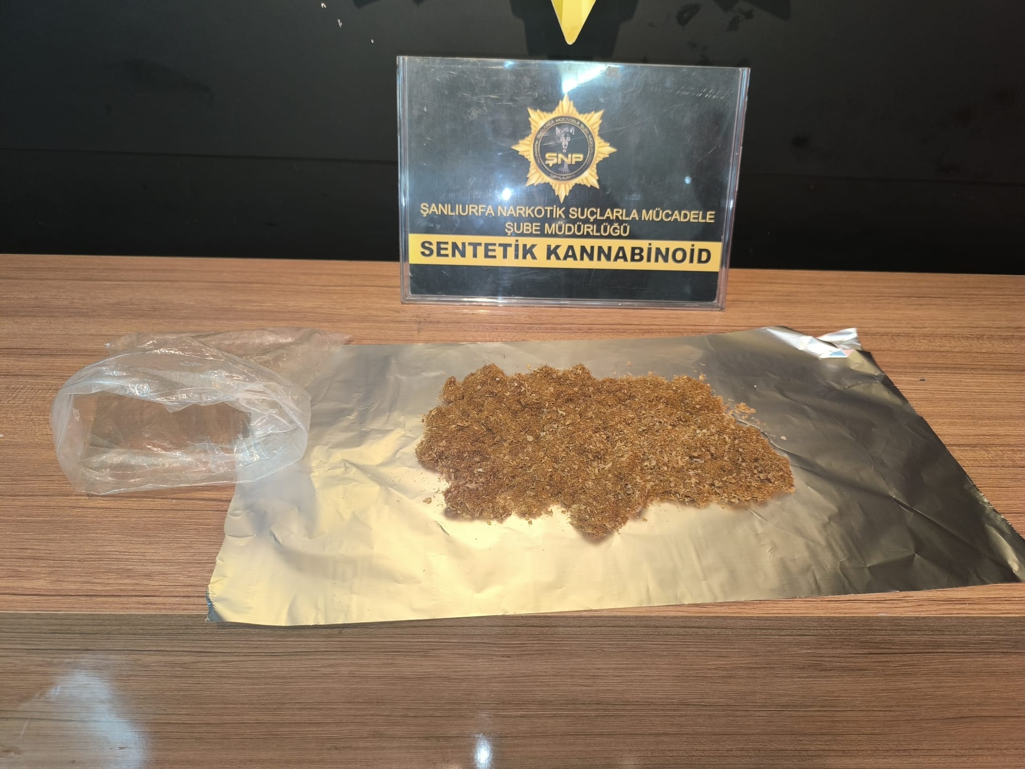 UYUŞTURCU TACİRLERİNE ŞOK BASKIN
