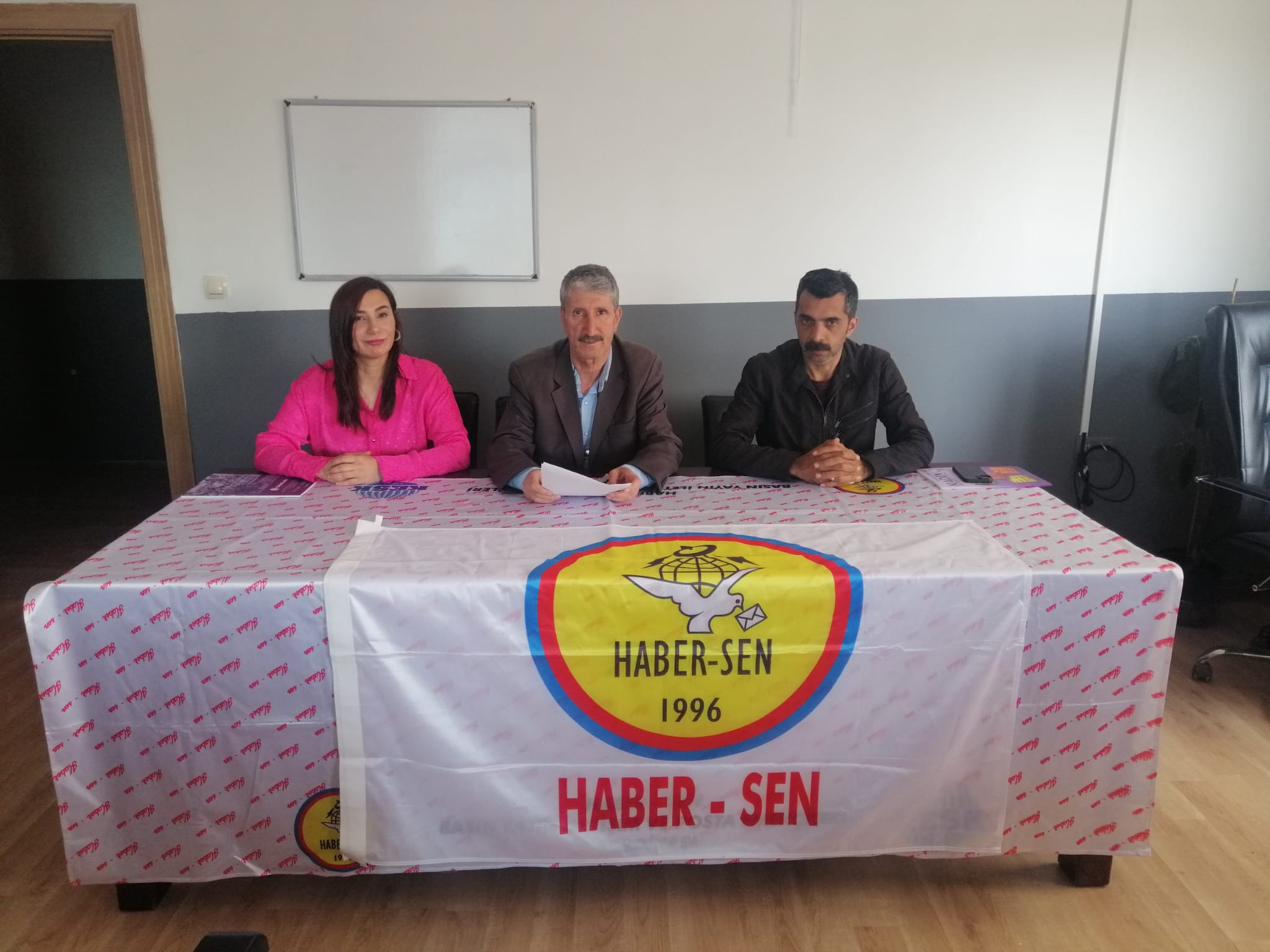 İHS Lİ EMEKÇİLER İÇİN, BUGÜN DEĞİLSE NE ZAMAN?