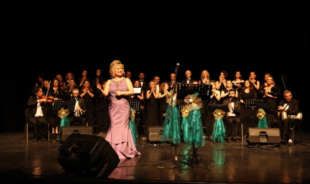  Nilüfer'de Nostaljik Konser: Unutulmaz Bir Gece