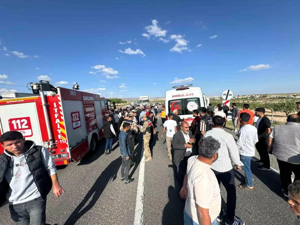 Birecik'te Trafik Kazası: 5 Yaralı 