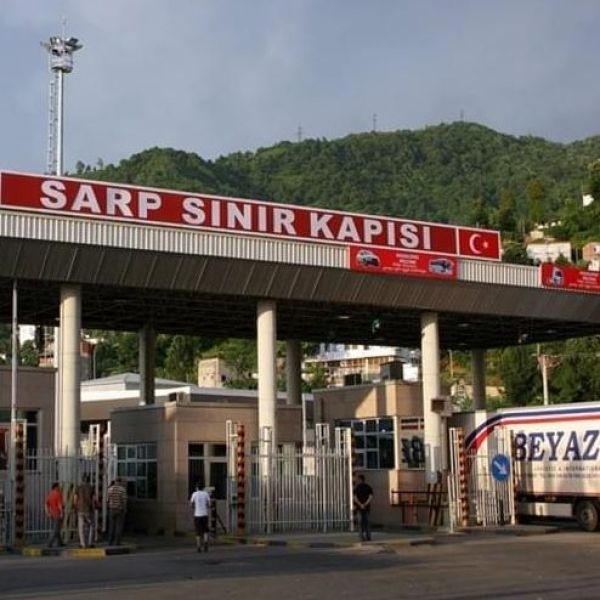 Hopa ve Sarp Sınır Kapısı: Türkiye'nin Gürcistan'a Açılan Kapısı