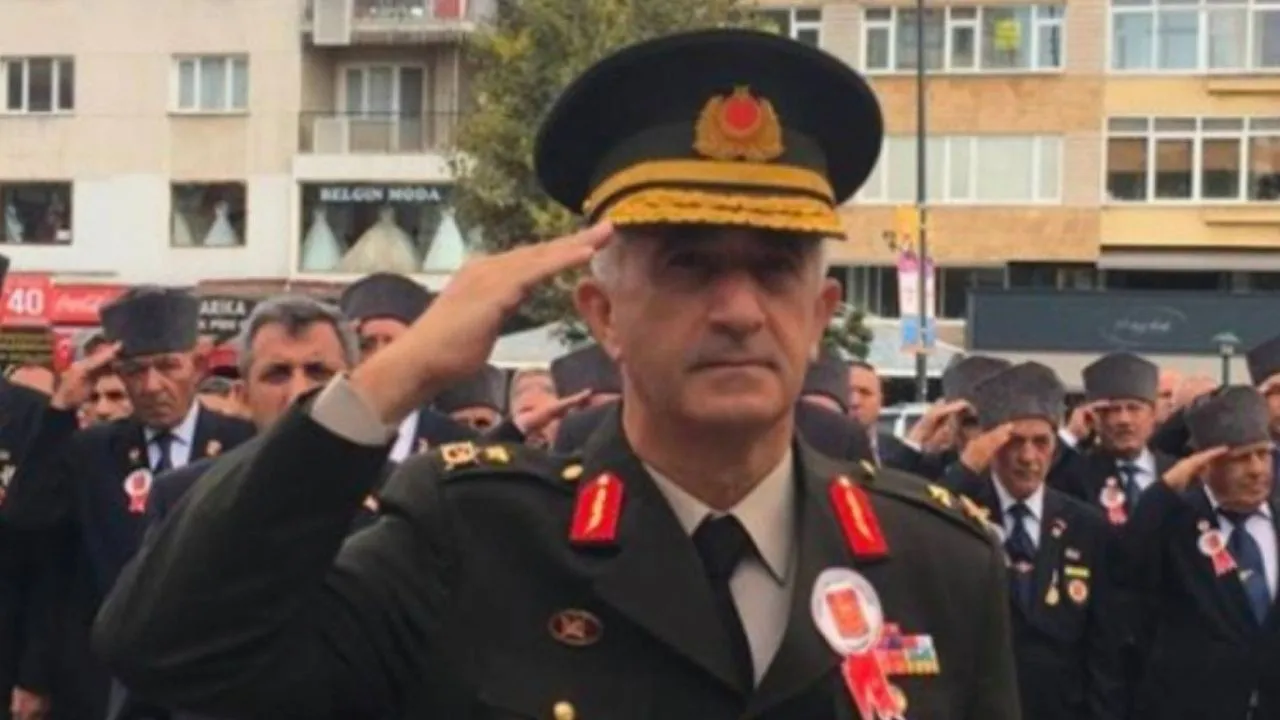 Teğmenlerin ihracına karşı çıkmıştı! Korgeneral Tevfik Algan emekliliğini istedi