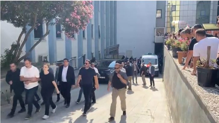 Ferdi Zeyrek, Manisa'da son yolculuğuna uğurlandı