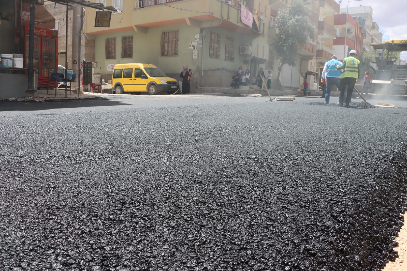  ŞANLIURFA'DA 2141. CADDE ASFALTLANDI
