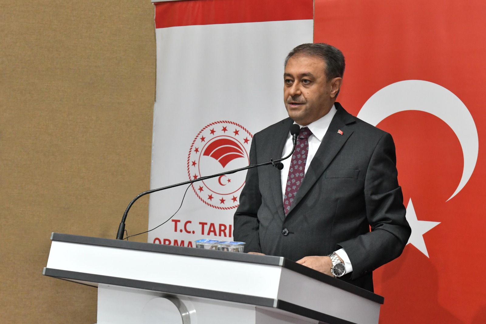 BEYAZ ALTININ GELECEĞİ ŞANLIURFA’DA MASAYA YATIRILDI