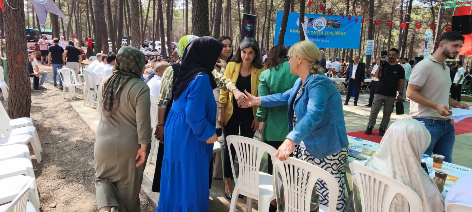 Geleneksel Yayla Şenliği’nde Van coşkusu