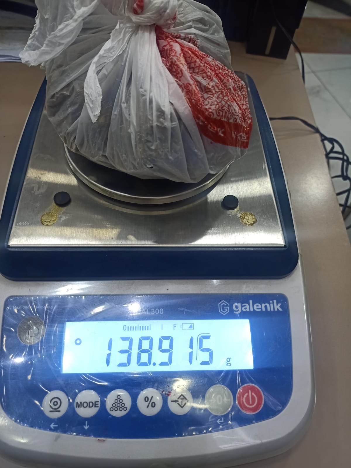 Yunus ekiplerinden kaçan şahıslerdan esrar çıktı