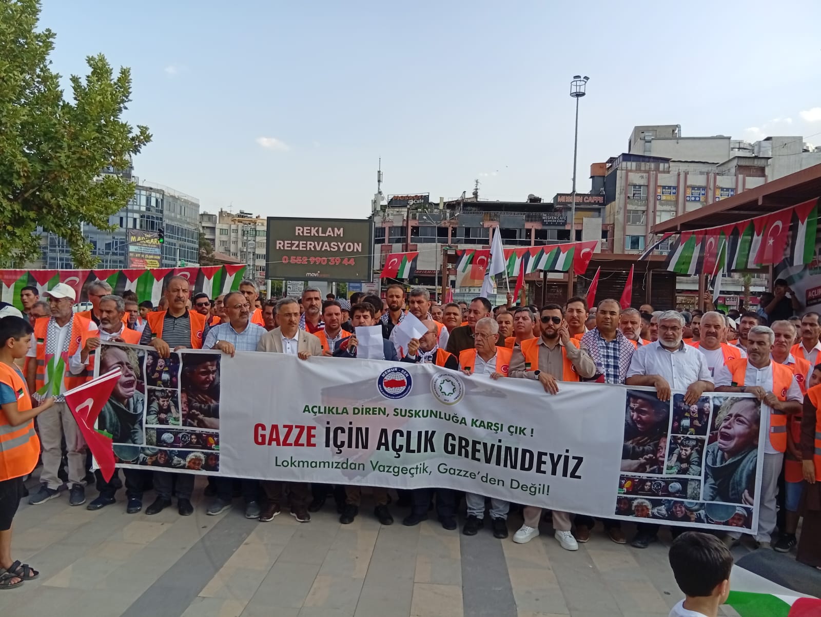 Şanlıurfa’da İsrail’e Tepki: STK’lardan 2 Günlük Açlık Grevi